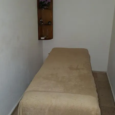 Felice 호텔 케메르