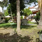 Felice 2* كمر
