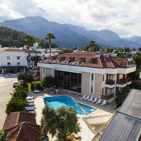 Otel Felice 2*