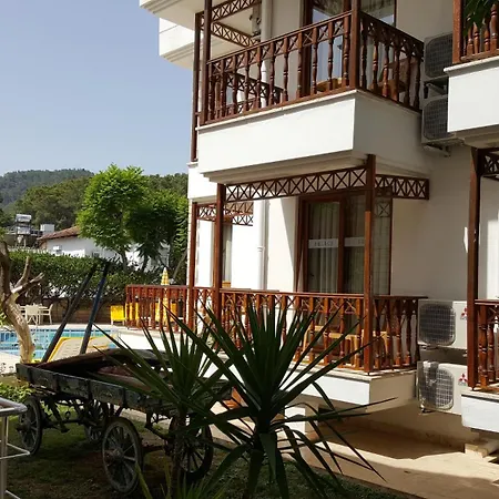 Felice Otel 2*