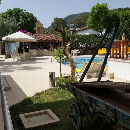 Hotell Felice 2*