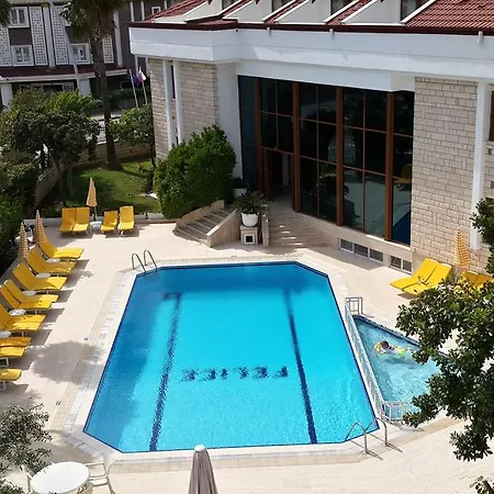 Hotell Felice 2*