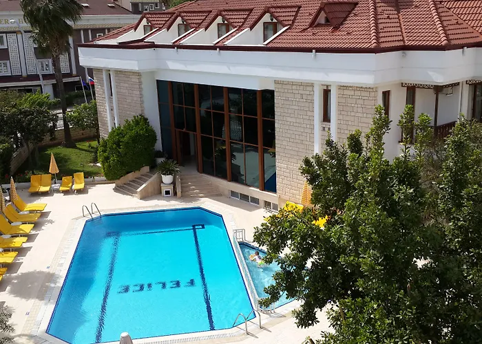 Ξενοδοχείο Felice 2*