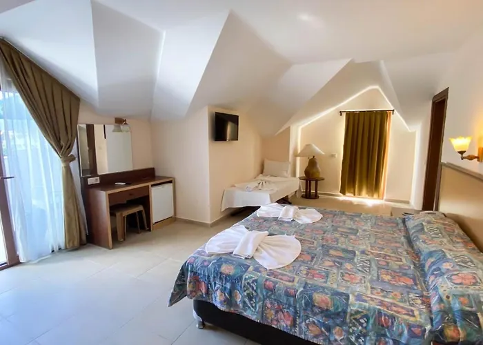 Ξενοδοχείο Felice 2*