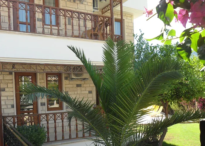 Ξενοδοχείο Felice 2*