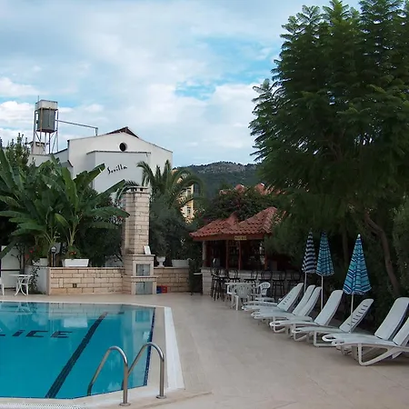 Szálloda Felice Kemer